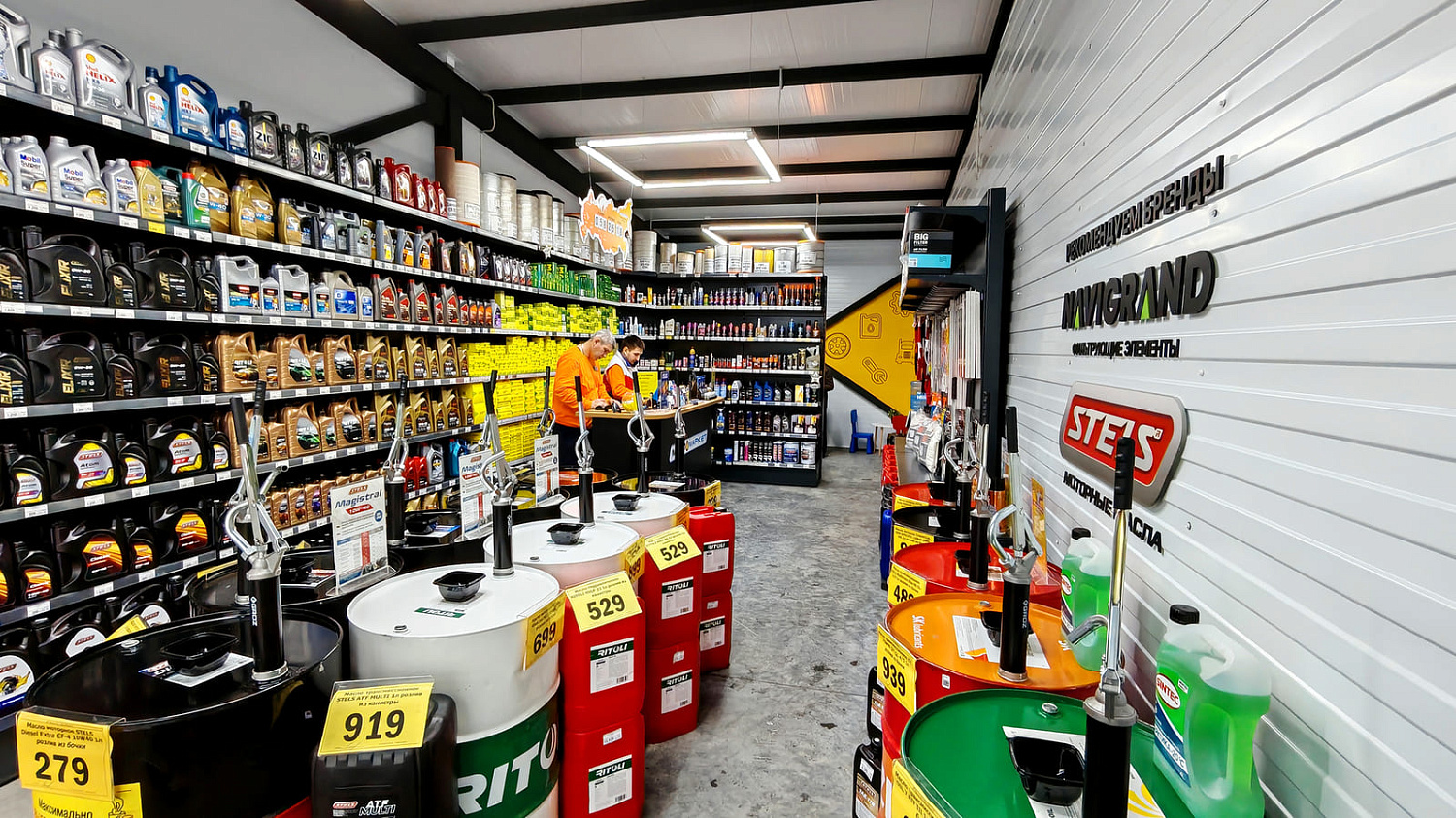 Расширение магазина до автокомплекса в Омске